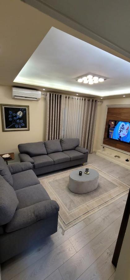New Bazar Luxury Apartment Τίρανα Εξωτερικό φωτογραφία
